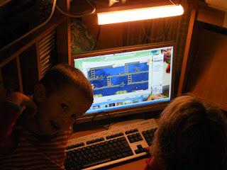 playing computer games super mario poo bear