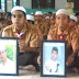   Siswa-Siswi Ta'miriyah menggelar doa bersama Surabaya untuk Ustadz Gaul.                                   