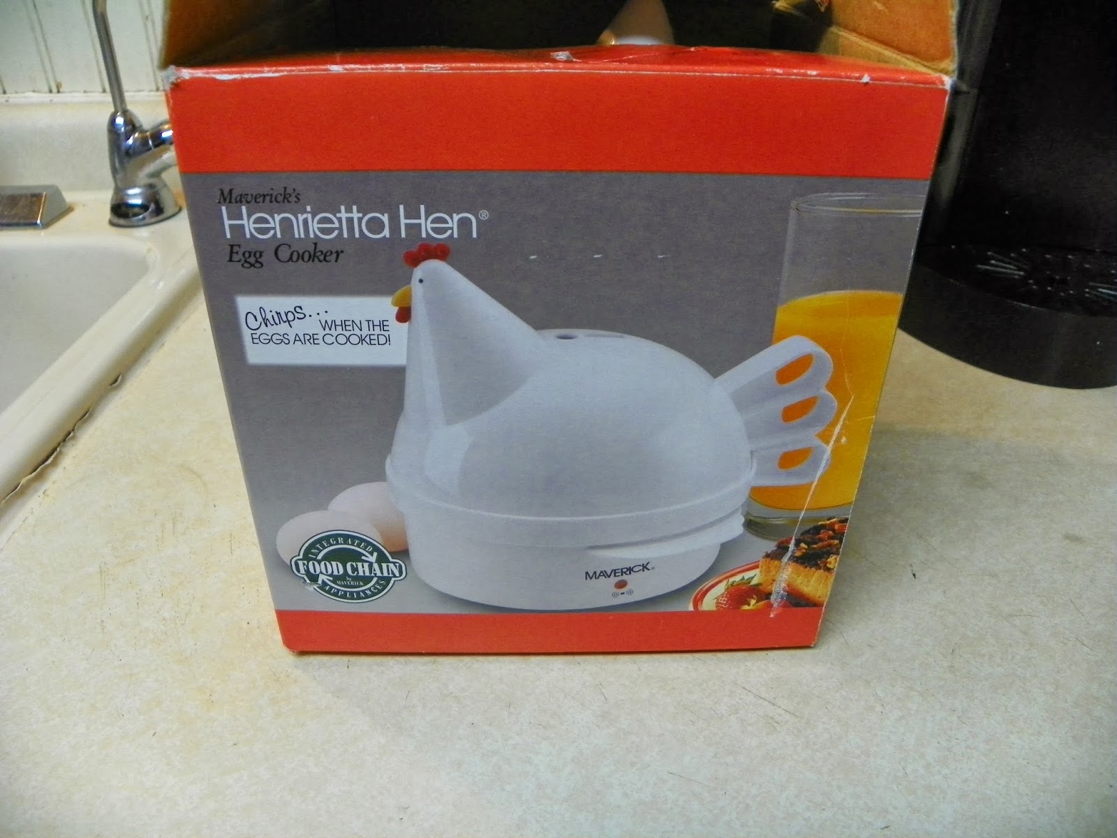 Dicky Bird's Nest Thrifty Thursday Henrietta Hen