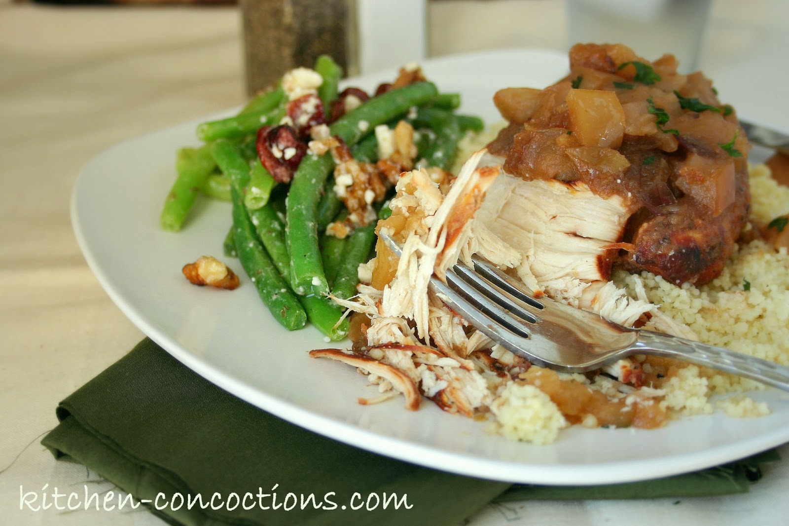 Chunky Applesauce Chicken (Crockpot) Kitchen Concoctions