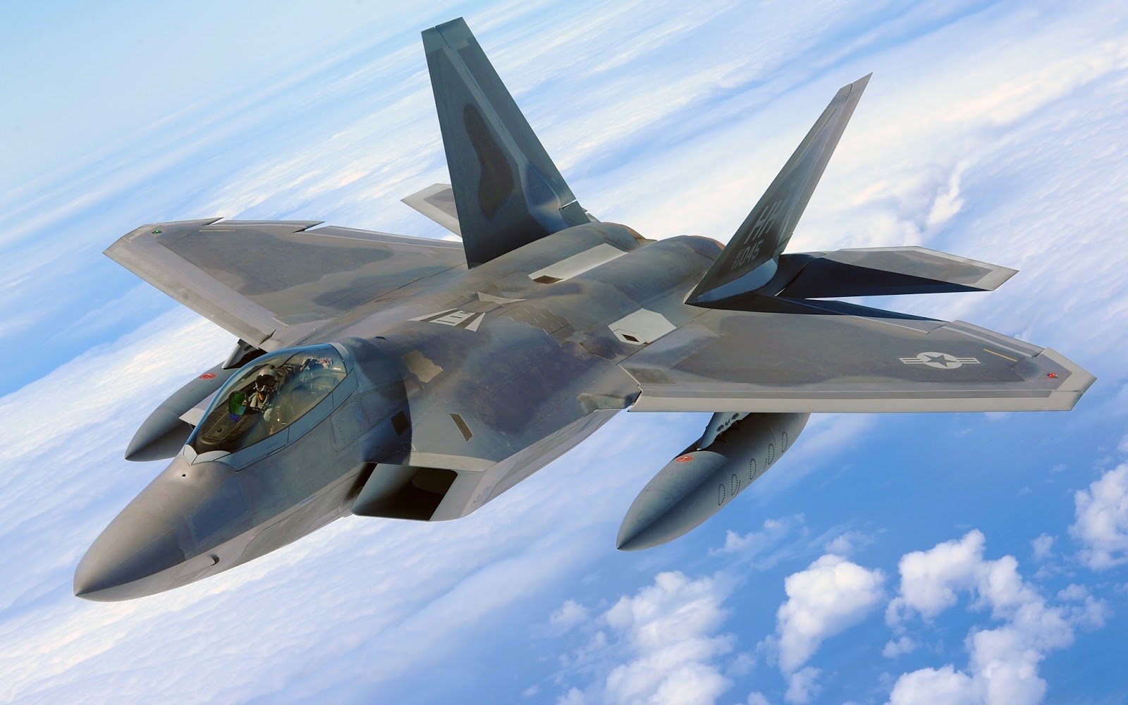 Twenty F-16 fighter jets, forming the number 50 in the air, thundered above the Central Business District yesterday.