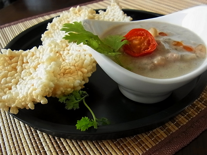 Taste of Siam Thai Rice Crackers with Coconut Dip (ข้าวตังหน้าตั้ง