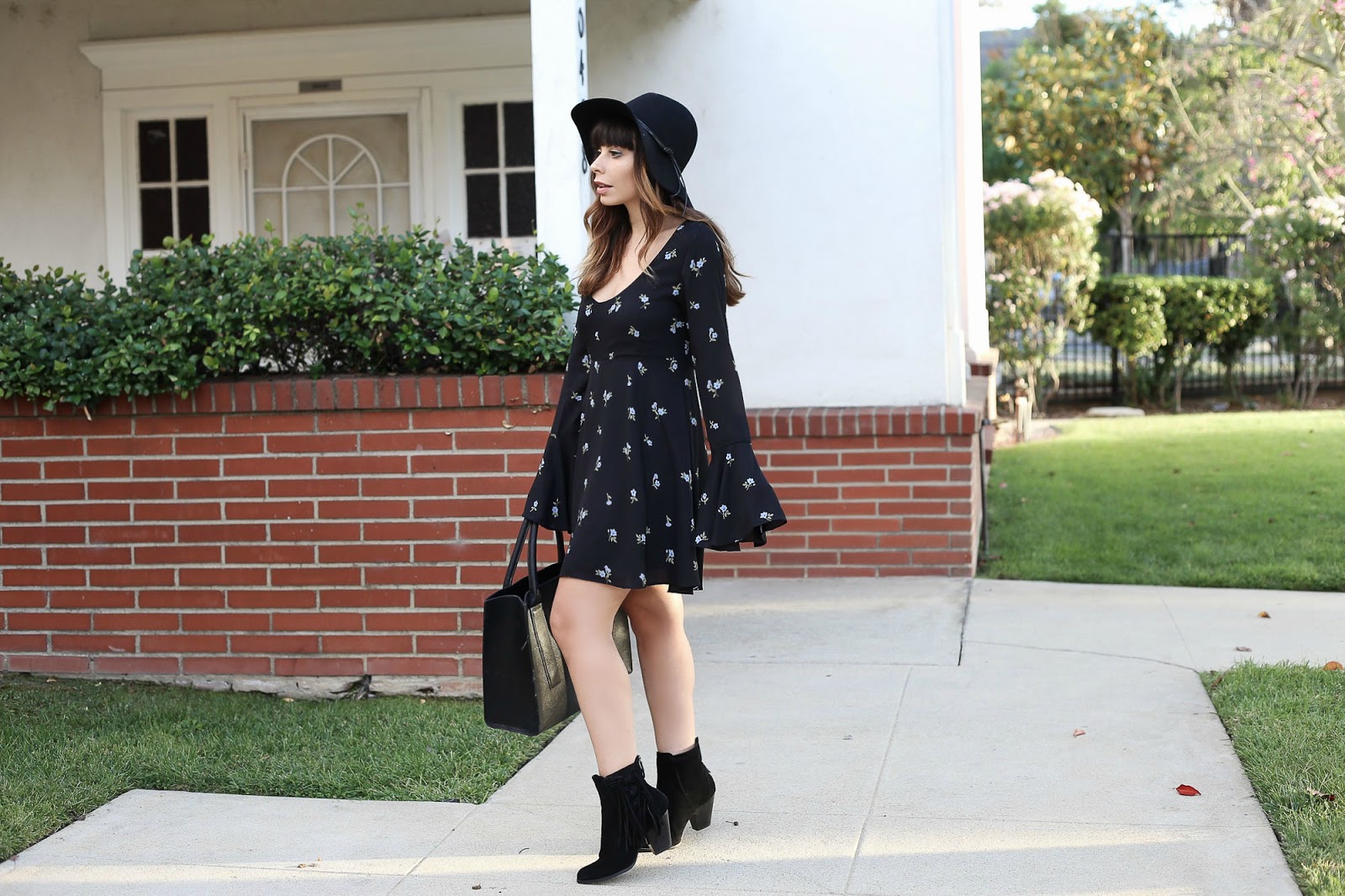 Stiletto Beats, 2020 ave, yellow box, yellow box shoes, fringe booties, tassel booties, fall fashion, Los Angeles, los angeles blogger,