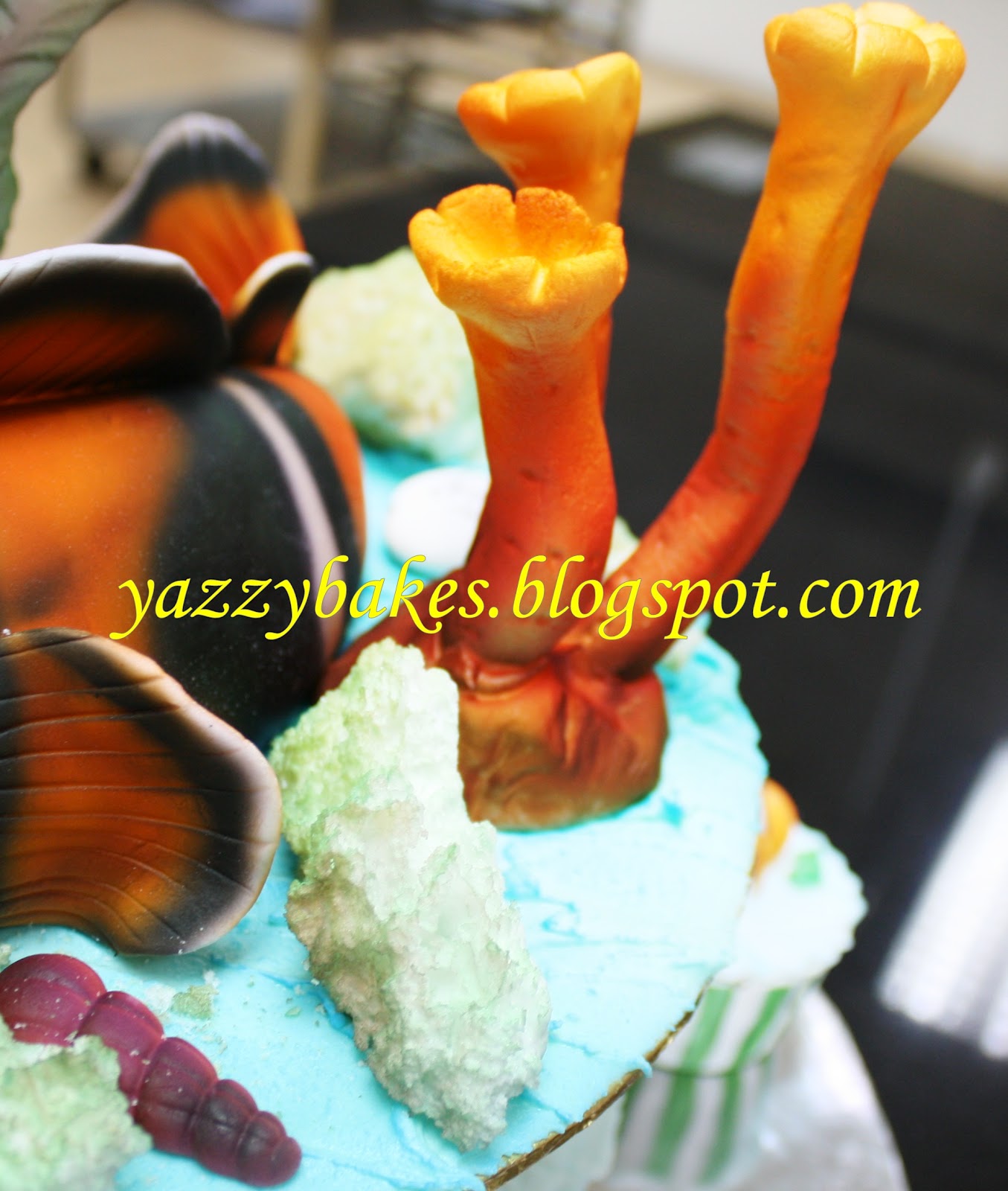 Yazzy Bakes: Under the Sea Themed Cake