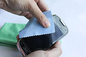 Merawat Layar Sentuh (Touch Screen) Smartphone Merawat Layar Sentuh (Touch Screen) Smartphone