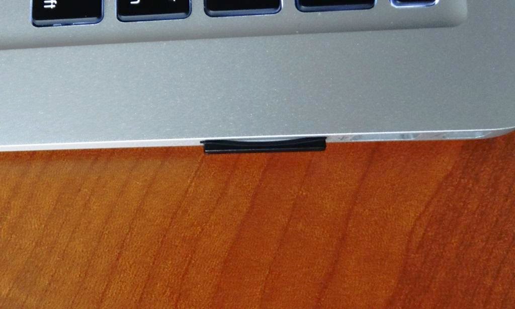 PNY StorEdge в слоте памяти