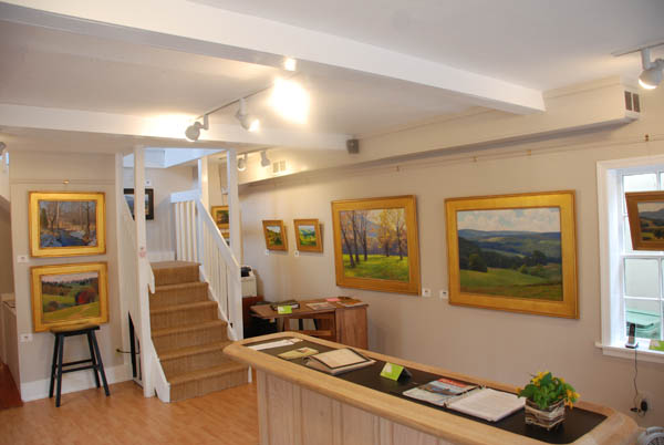 Blank+canvas+art+gallery