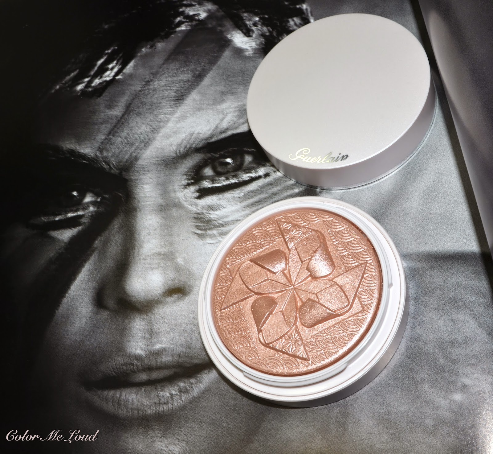 Guerlain Poudre De Soie Illuminating Powder Silk Shimmer, Review, Swatch & Comparison