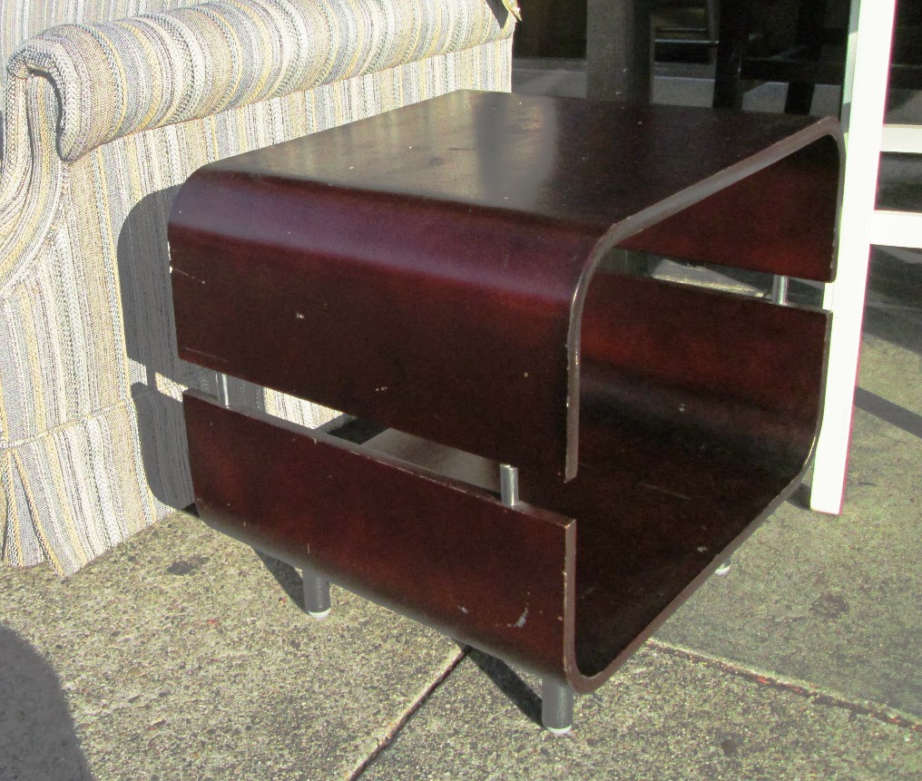 UHURU FURNITURE & COLLECTIBLES SOLD Funky Side Table 25