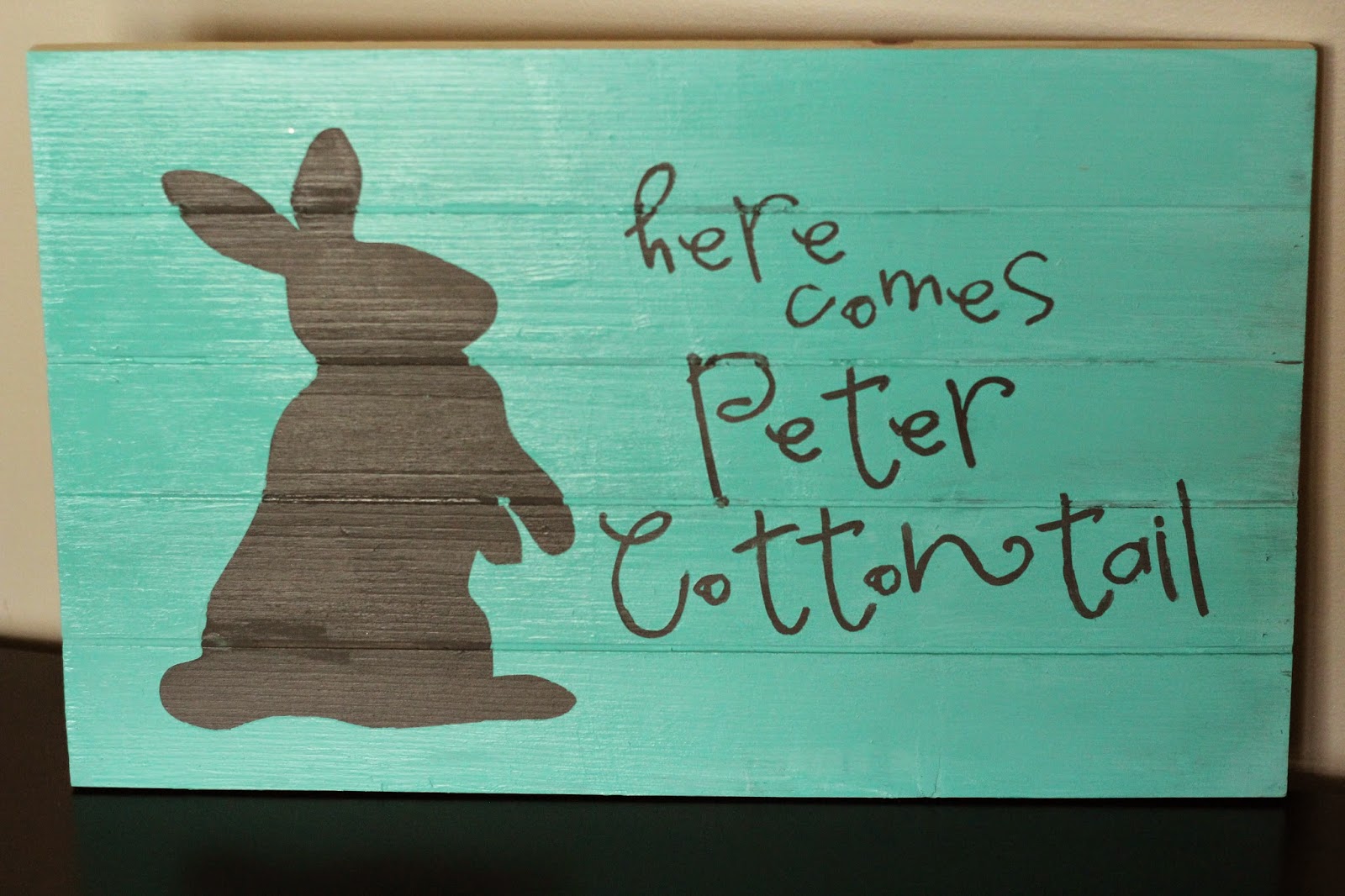 Aubrey Zaruba easter vinyl/wood craft