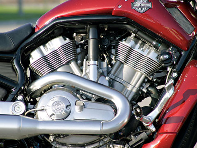 v_rod muscle engine.jpg