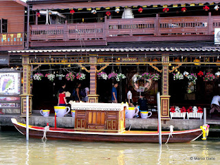 MERCADO FLOTANTE DE AMPHAWA. TAILANDIA