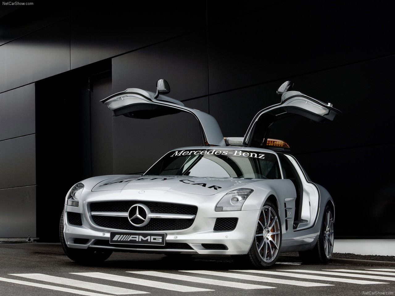 2010 Mercedes Benz Sls Amg F1 Safety Car Mercedes Benz Cars