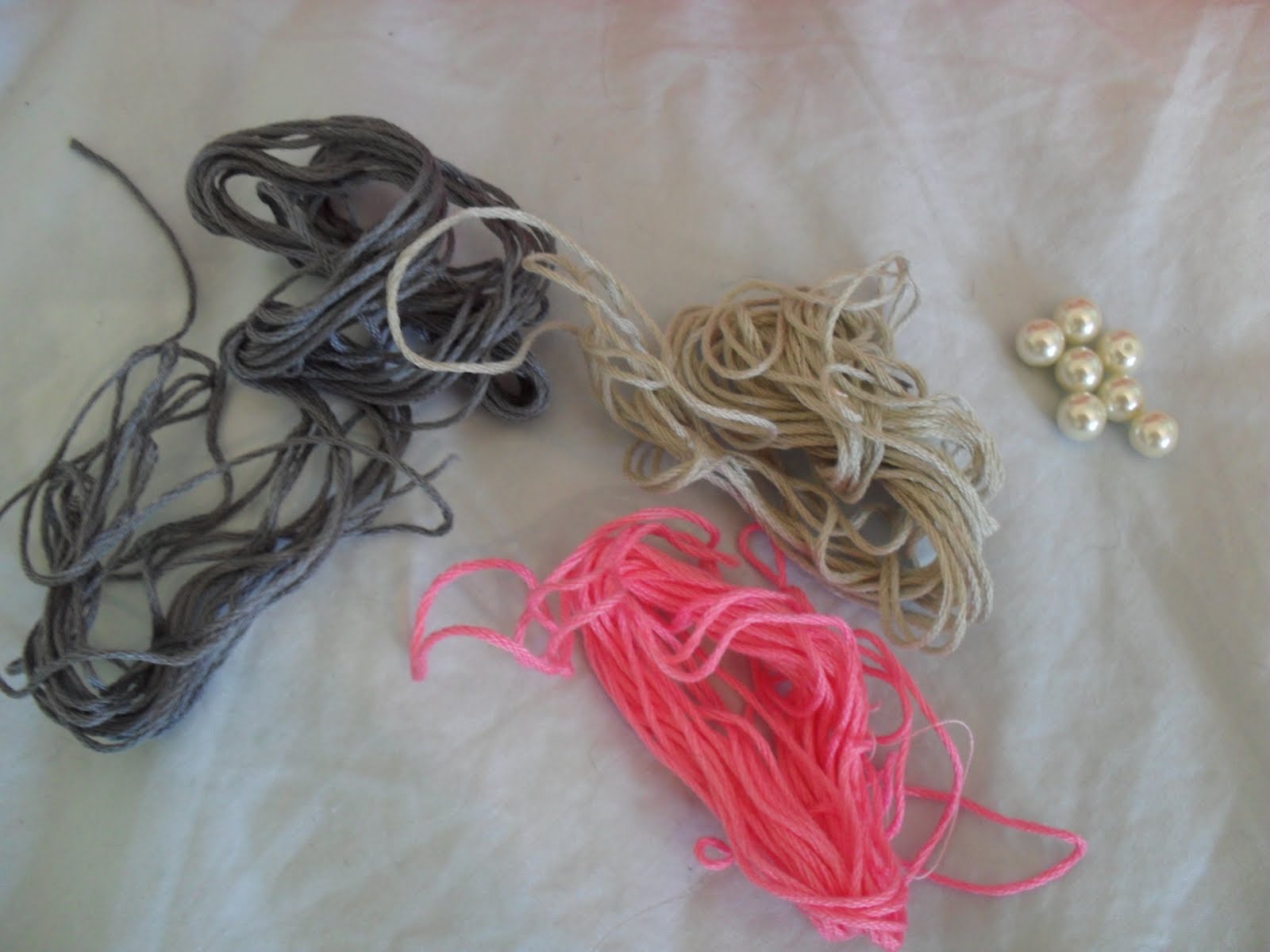 Doing It In Style DIY pearl plaited friendship bracelet