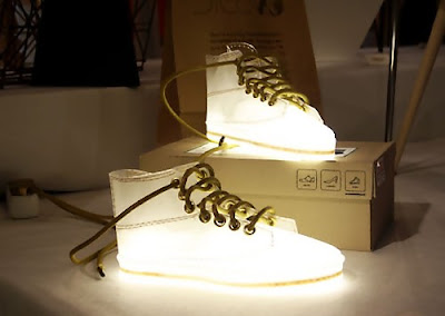 Creative Lamps and Unusual Light Designs (15) 12