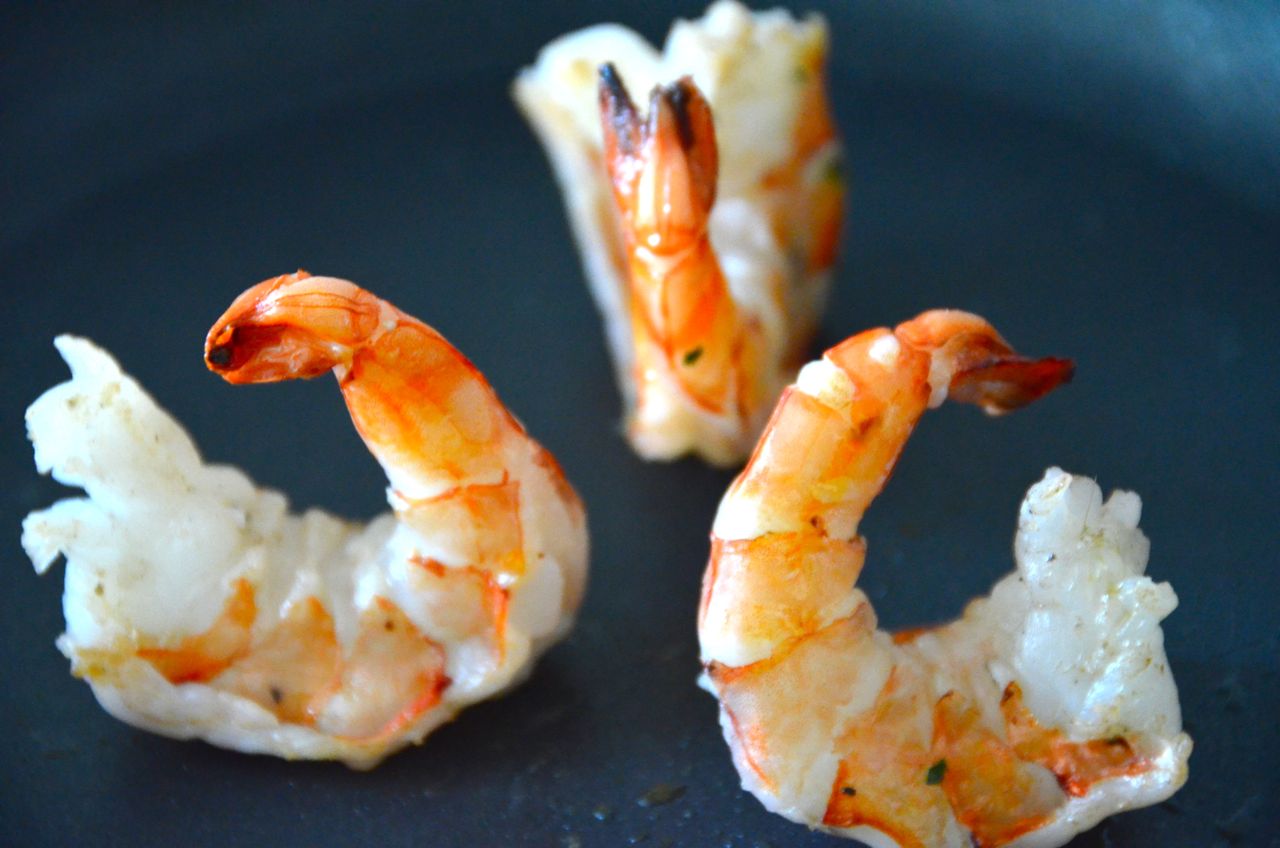 Pizza Zum Fruhstuck Riesengarnelen Mit Schwanen In Filo Teigtaschen