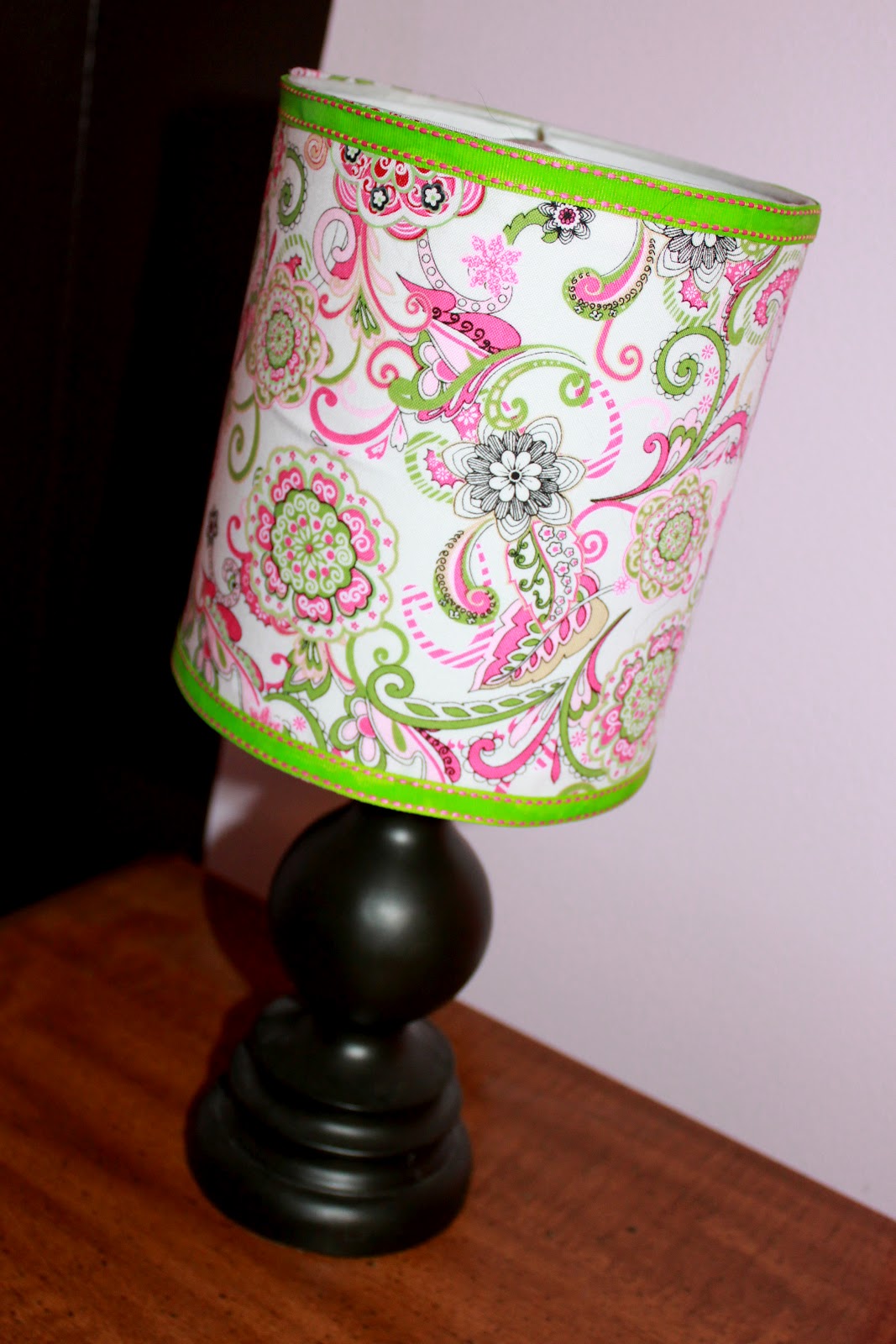 Between3Sisters DIY Easy Way To Cover Lamp Shades