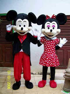  Mickey or Minnie