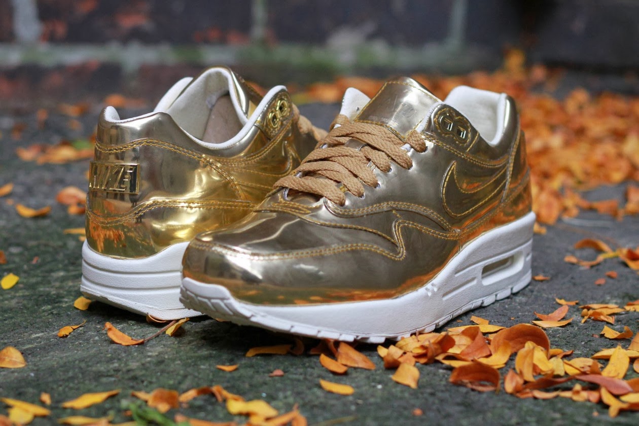 nike air max 1 sp liquid gold