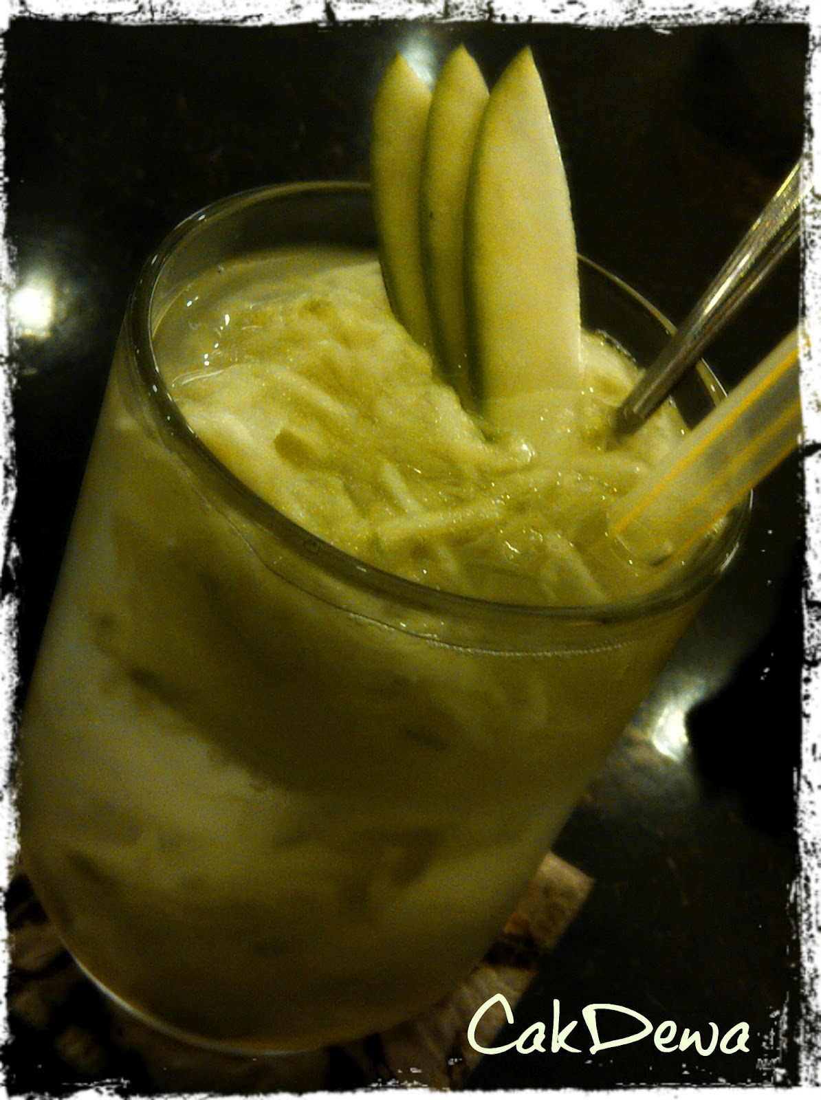 Makan Ga Makan Es Mangga Muda