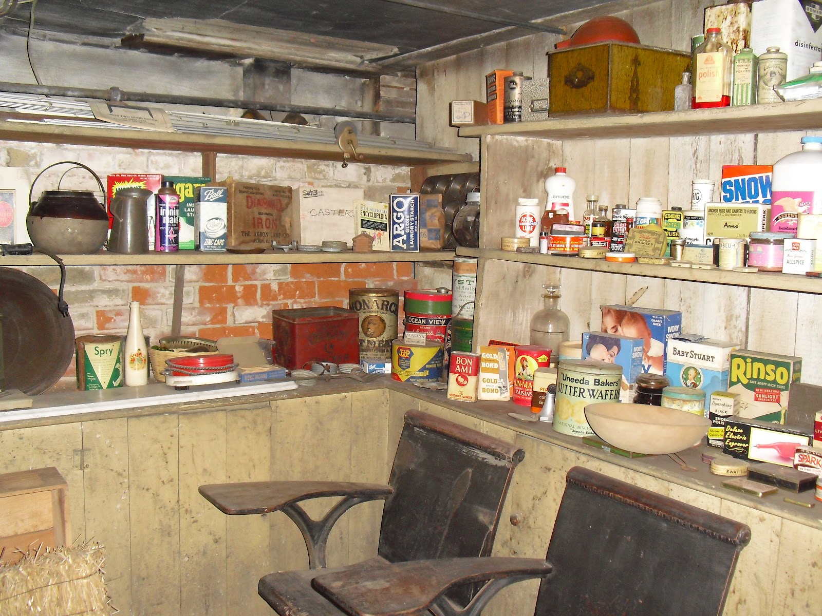 Stay on Route 6 LaSalle, IL to Geneseo, IL On Route 6; In Pictures