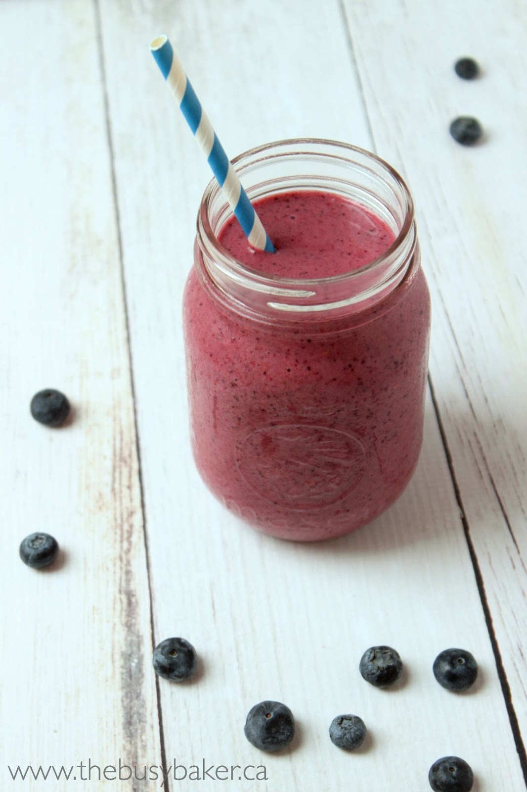 Very Berry Vanilla Smoothie The Busy Baker