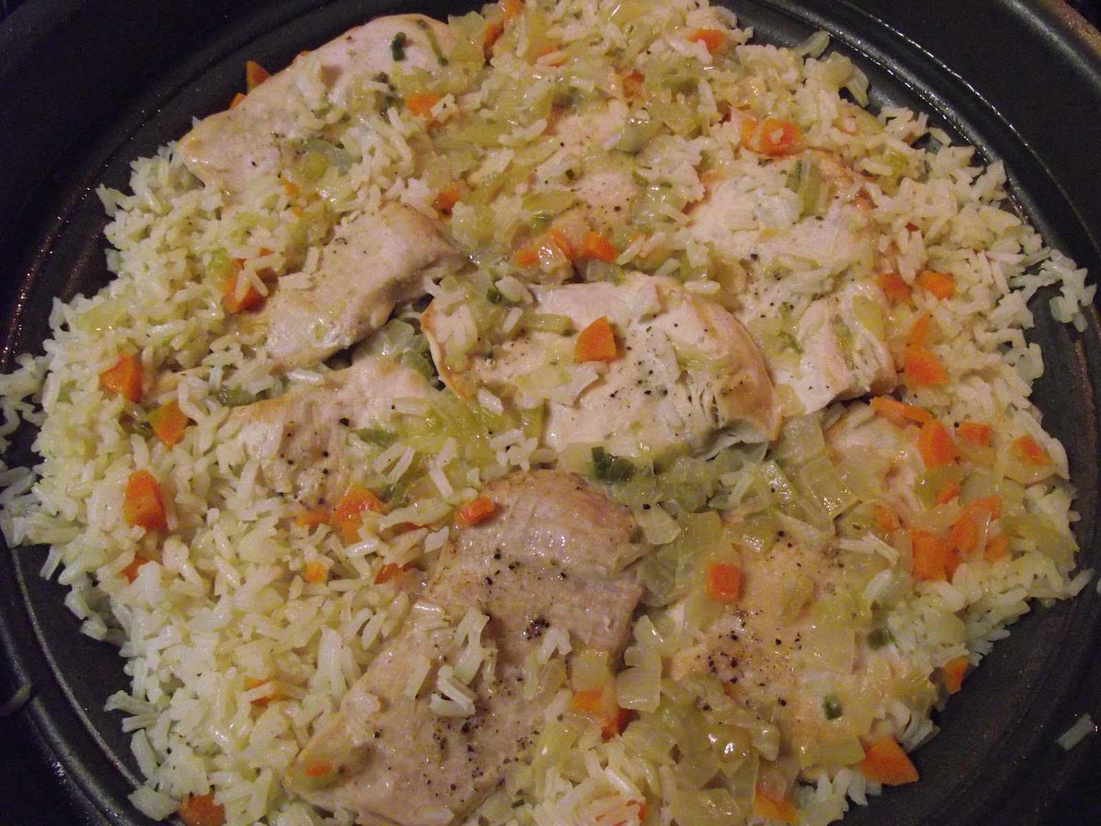 Hot Southern Mess Chicken & Rice Tastes So Nice