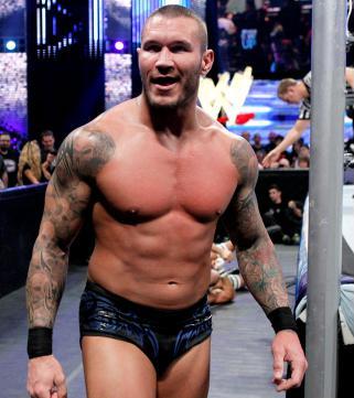 Resultados ROW desde Bogota, Colombia Randy+Orton+en+el+ringside