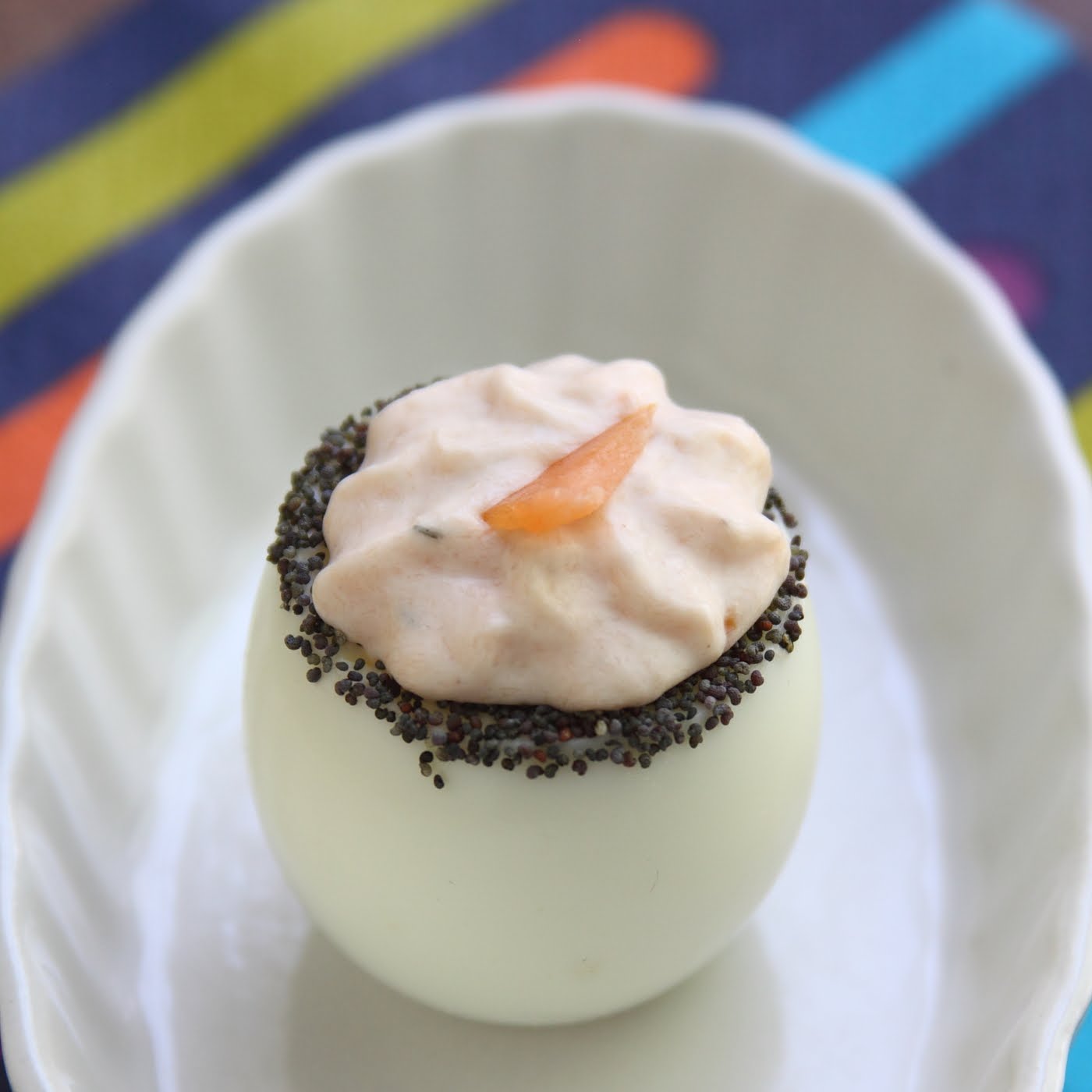 ShowFood Chef Stand Up Eggs w/ Smoked Salmon Mousse & Poppy Seed Rim