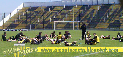 http://2.bp.blogspot.com/-iZnvcRAM9uM/UGMtukNWlvI/AAAAAAAAKzA/t38AIV-9qC0/s1600/entrenamiento2.jpg