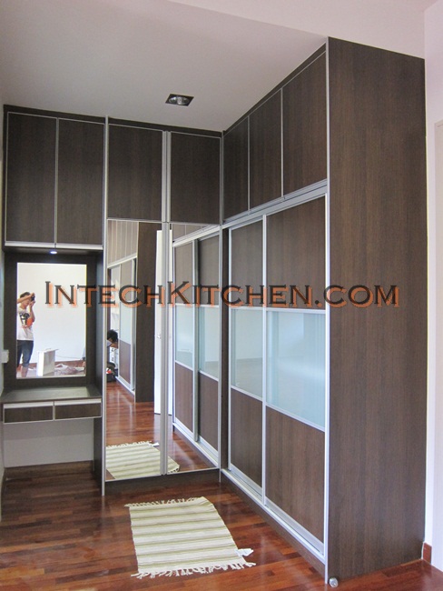 Intech Kitchen Sdn Bhd Wardrobe