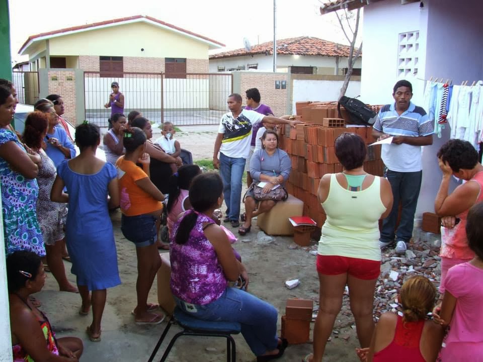 53  famílias ocupam casas da CEHAP no Jacaré