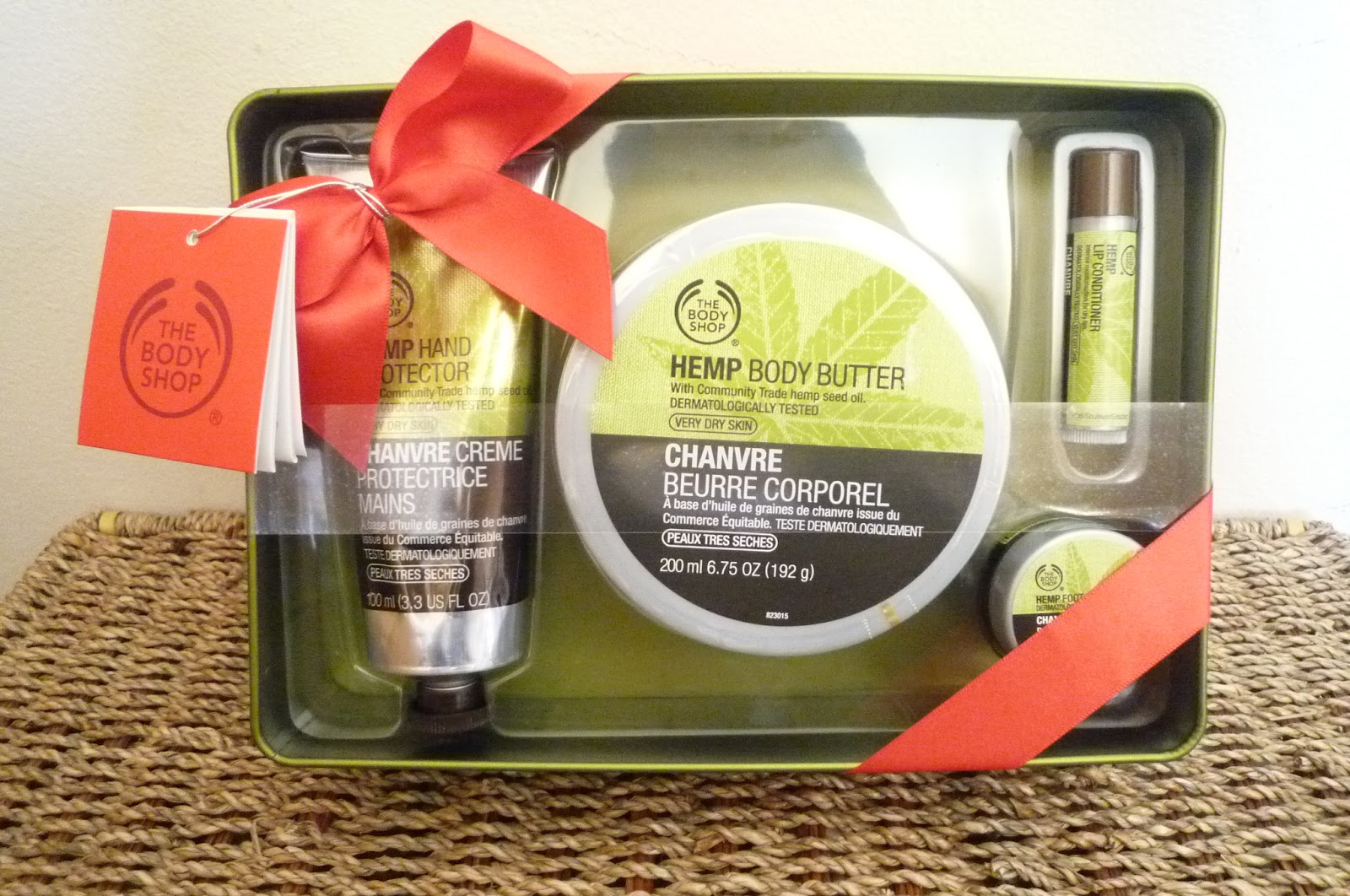 Busybeeroom You BODY SHOP HEMP HEADTOTOE GIFT SET