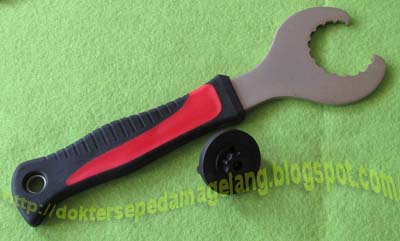 dokter sepeda magelang kunci bb hollowtech ii crank cap tool dokter sepeda magelang kunci bb hollowtech ii crank cap tool