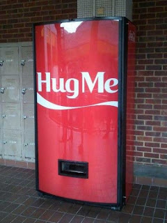 [imagetag] vending machine hug me