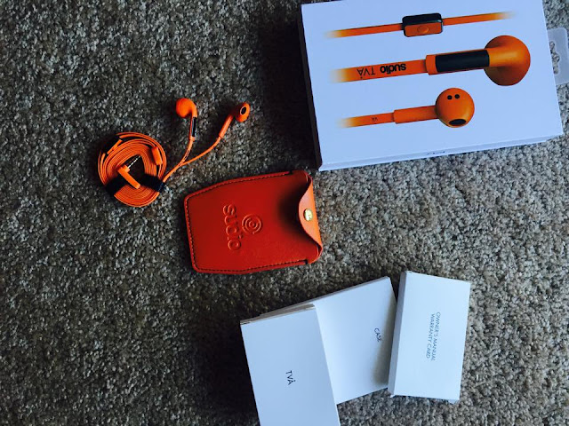 Sudio TVA Headphones review, seattle blogger, product reviews, orange ear phones, colorful ear phones