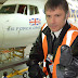 Bruce Dickinson: sem dinheiro para comprar avião