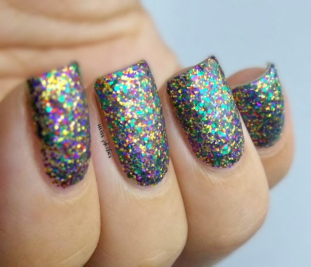 China Glaze ~ Glitter All The Way