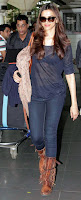 Gorgeous Actress Deepika Padukone Spotted at Airport 