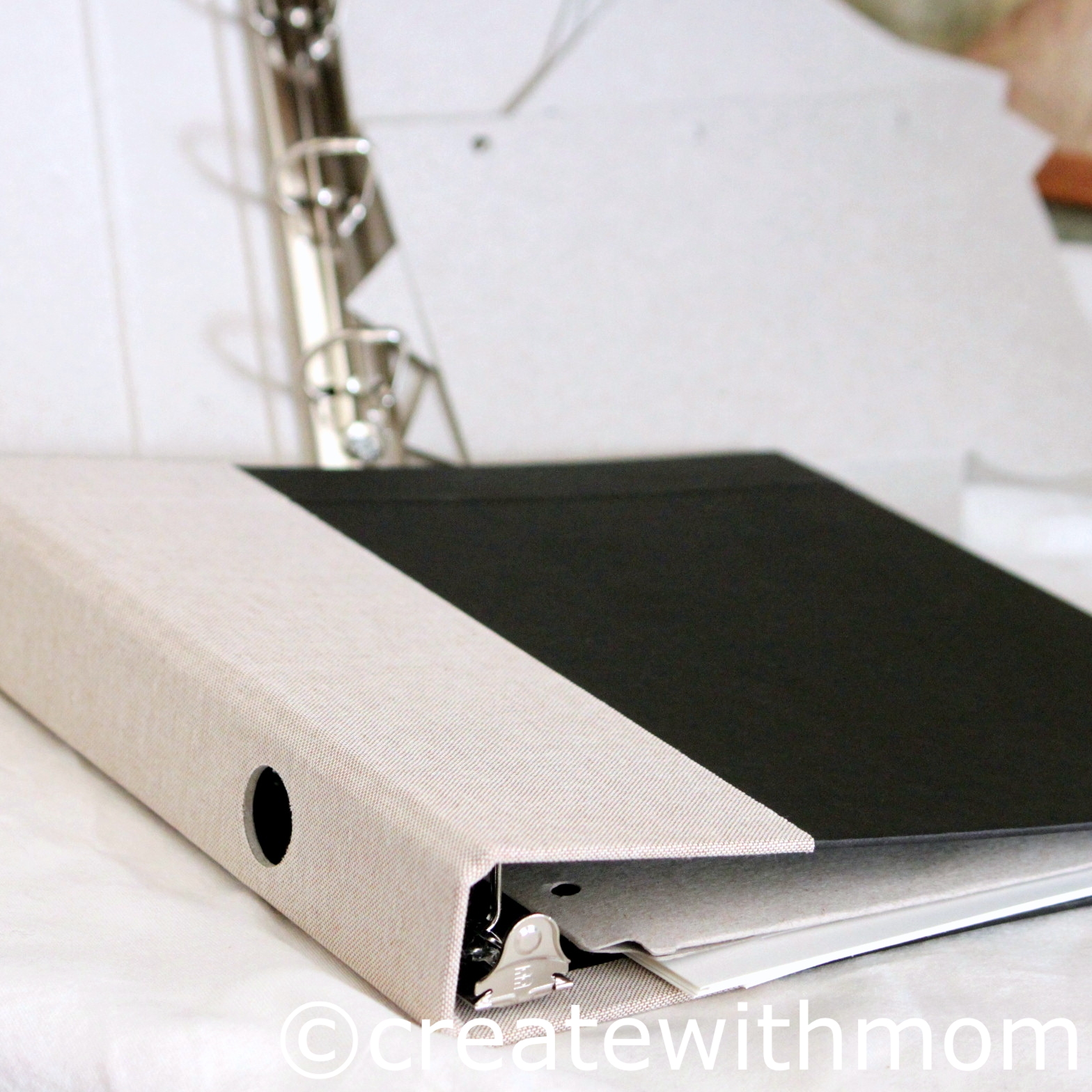 Create With Mom Decorating The Naked Binder Review And Giveaway