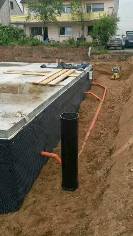 Wir Bauen Unsere Lehmhutte April 2014