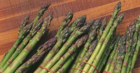 Spread of breast cancer linked to compound in asparagus and other foods