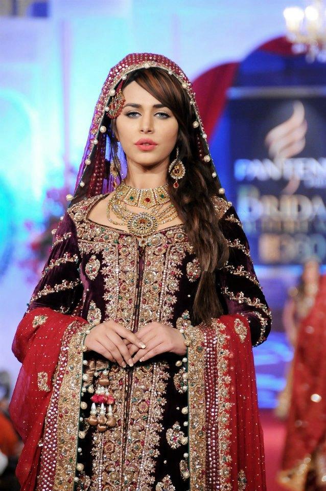 Embroidery Designs 46 [ Latest dress, royal dress]