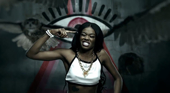 Yung Rapunxel Azealia Banks simbolismo Illuminati