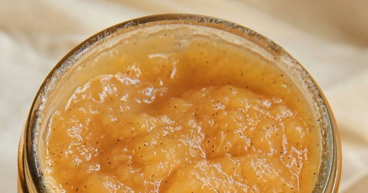 Barefoot and Baking Honey Crisp Apple Sauce (NO sugar)