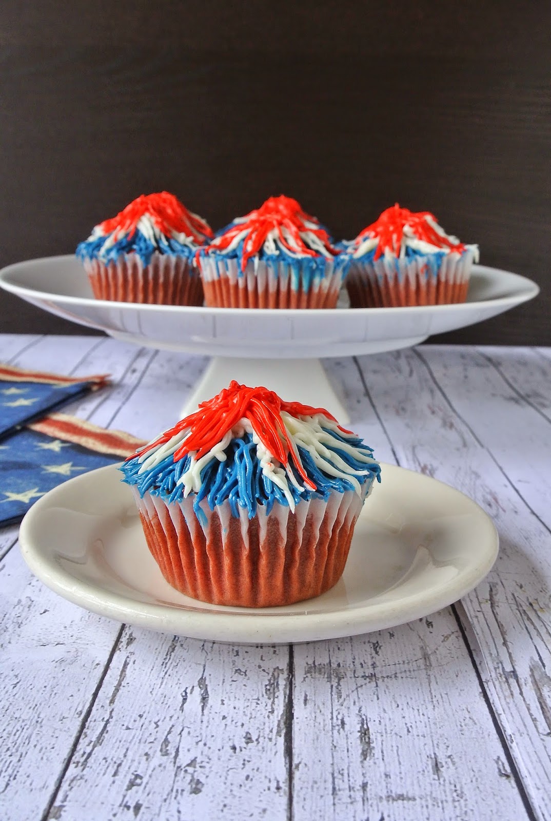 Memorial Day firework cupcakes Culinary Ginger