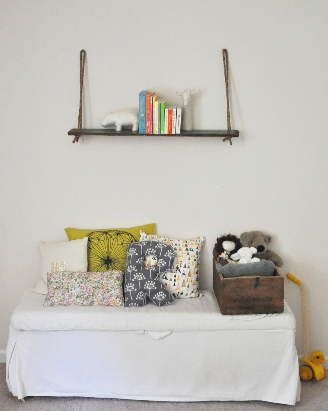 RestlessOasis DIY Barn Wood Shelf