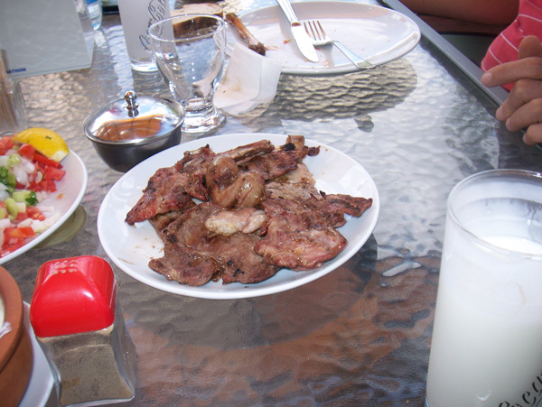 Yol Üstünde Güzel Bir Lezzet Durağı Hasan Zahir Et Lokantası