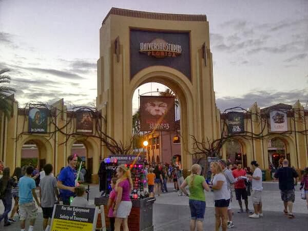 Zombots Halloween Horror Nights 2013
