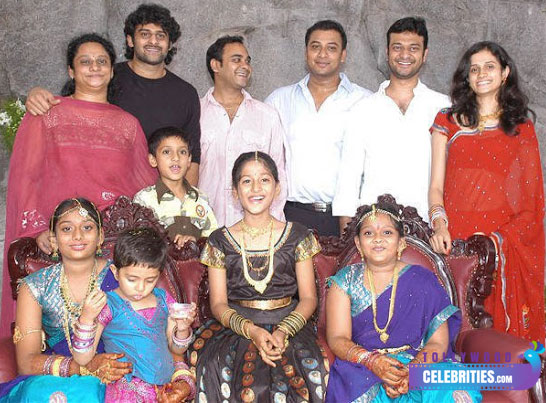 22 chennai brother wife hip touching 6